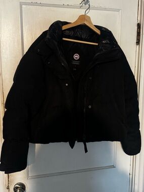 Canada Goose Black Puffer Jacket